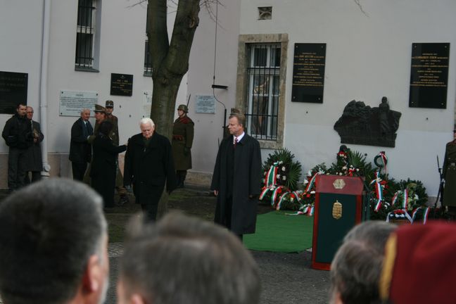 Doni megemlkezs, Budapest, Sepsiszentgyrgy